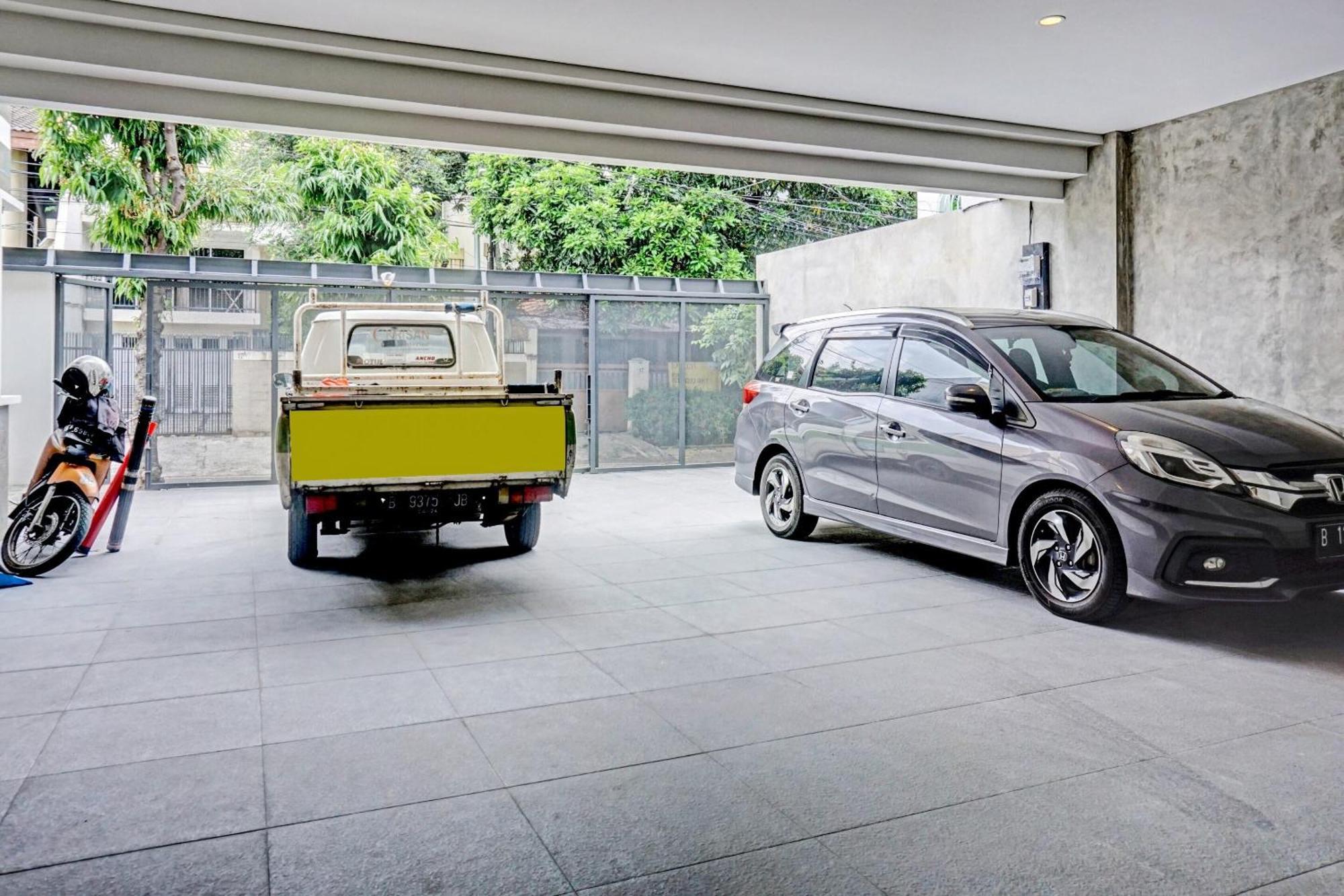 Super Oyo Capital O 90635 Tango Juliet Residence 雅加达 外观 照片